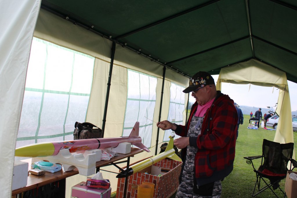 img_8130 vlada jirus s r panterem a hybridem 2.01 w